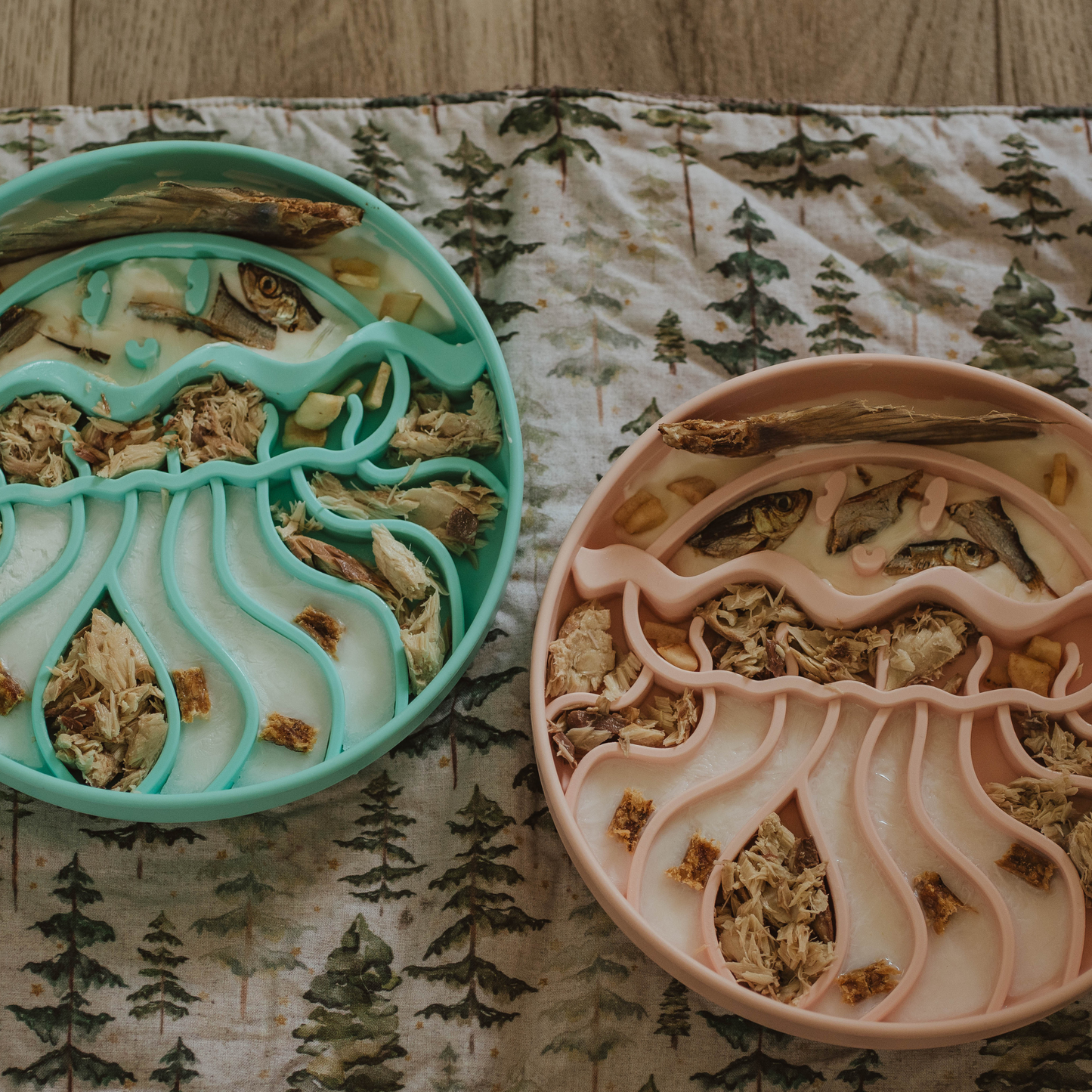 Jelly Dish Slow Feeder - Seagrass